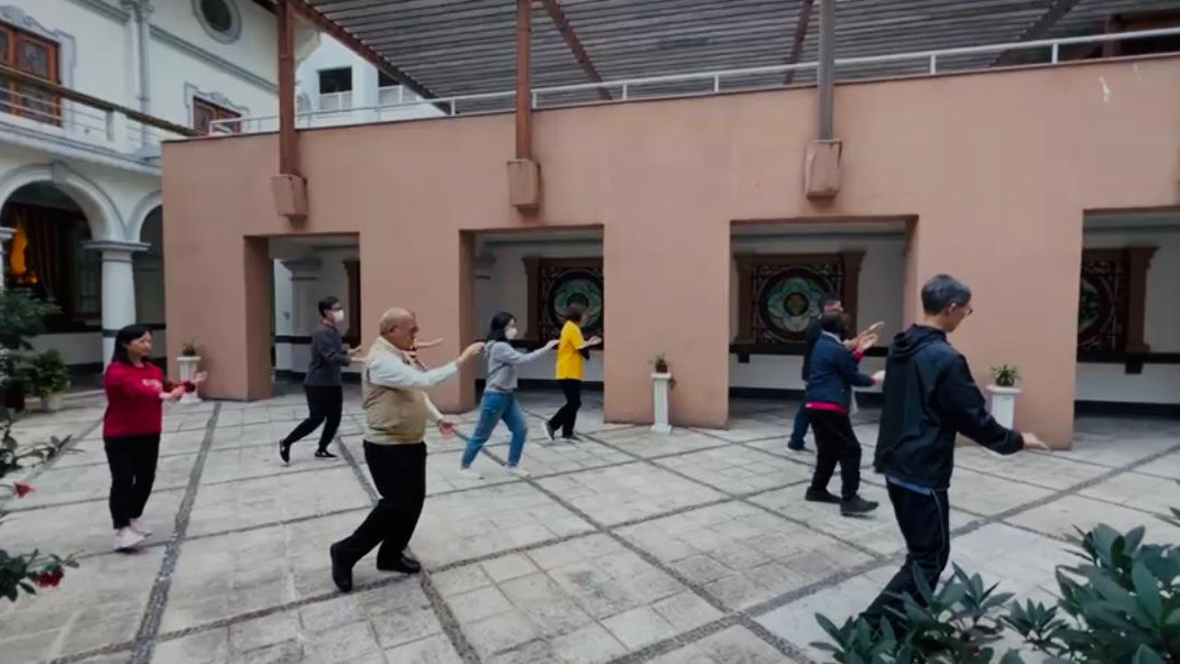 Rev. Dominic Chan and assistants hold Tai Chi Spirituality study retreat at Canossian Daughters of Charity House