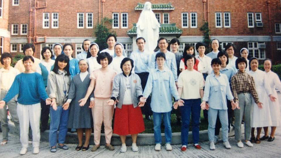 Rev. Dominic Chan and trainees on retreat at Maryknoll House, Stanley